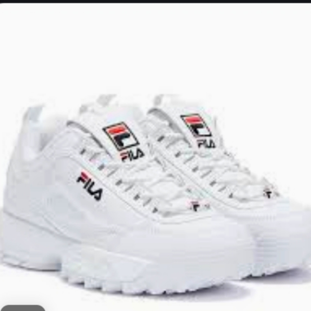 Women's 10 1/2 Men's 8 FILA DISRUPTOR 2 Premium White/Red/Blue Iconic Chunky 90s
